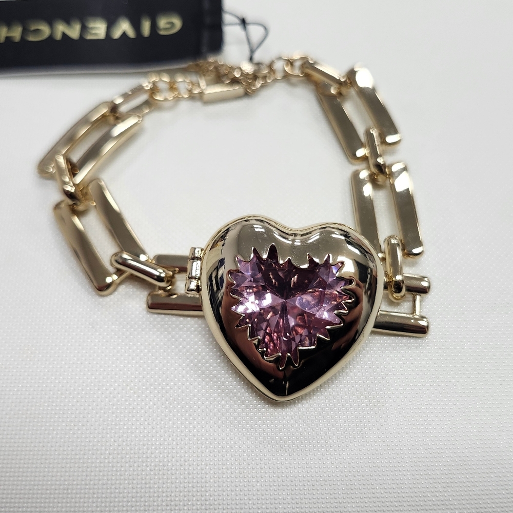 NWT Givenchy Gold Stone Heart Charm Large Link Bracelet